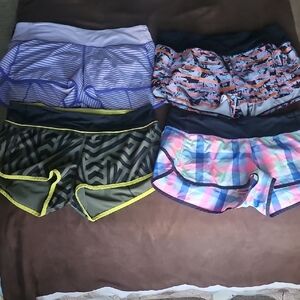 Lululemon Athletica Women's Patterned Shorts Set